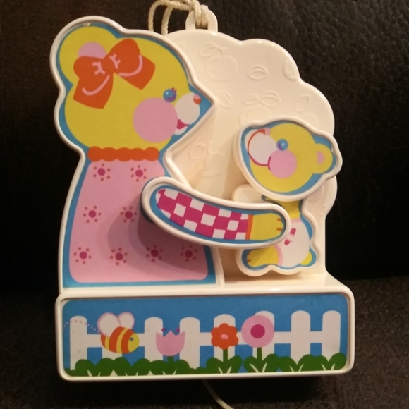 Sankyo Vintage 1982 Tomy Teddy Bear Picnic Pull String Crib Music Box Toy. - Picture 4 of 8